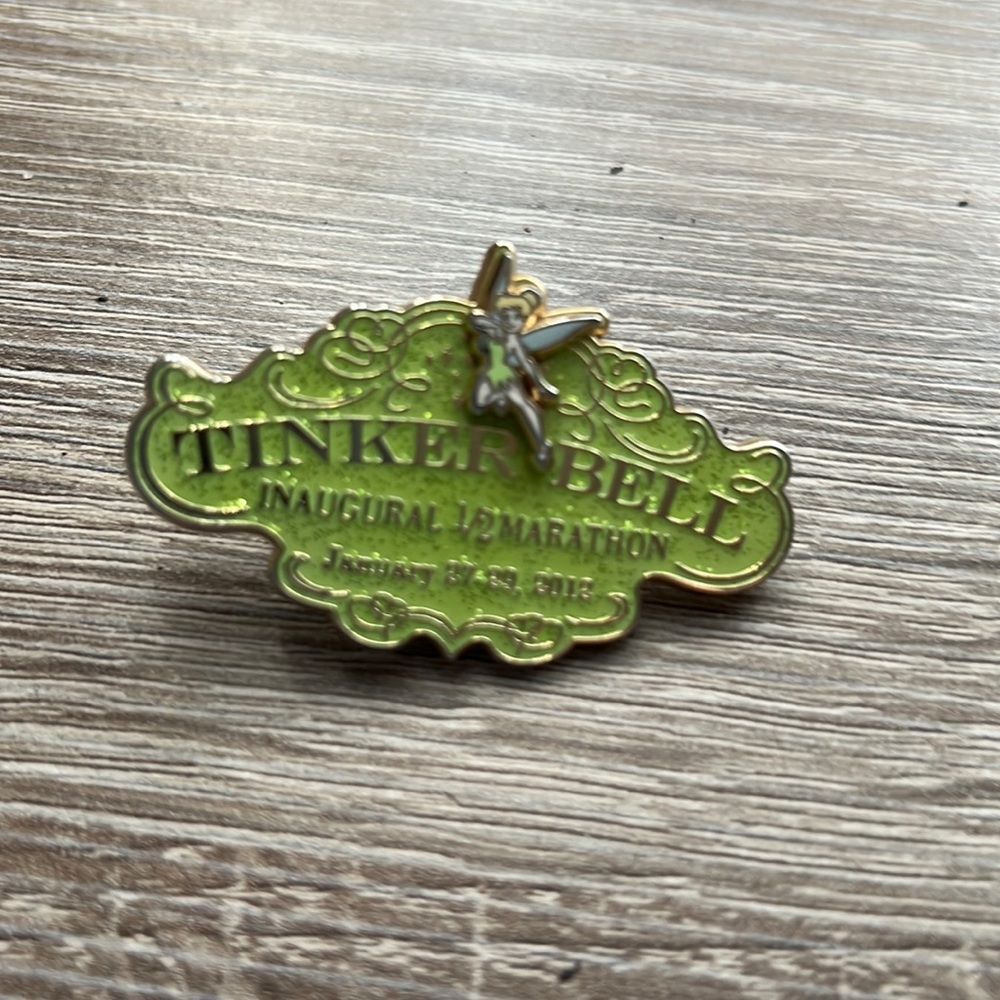 disney pin